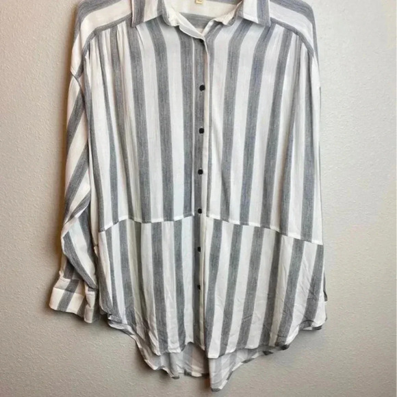 Kori Striped button-down top - Picture 4 of 12